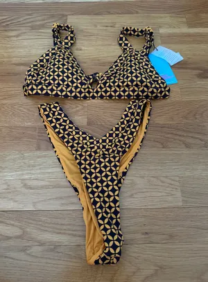 ONEONE Swimwear Bikini thumbnail 1