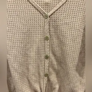 Altar'd State Womens Medium Mauve Waffle Knit Button Front Tie‎ Hem Top Boho thumbnail 3