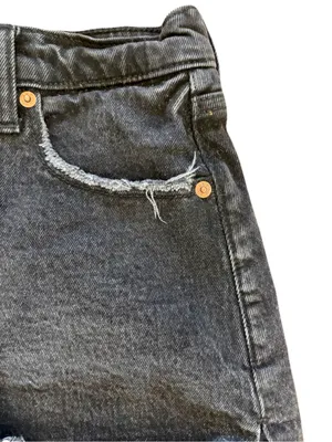Abercrombie & Fitch High Rise Mom Shorts Black Distressed Denim Size 27 / 4 thumbnail 5