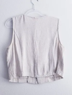 Pink Lily Cream Button Vest thumbnail 5