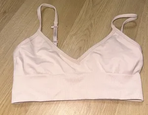 Lululemon tan sports bra thumbnail 1