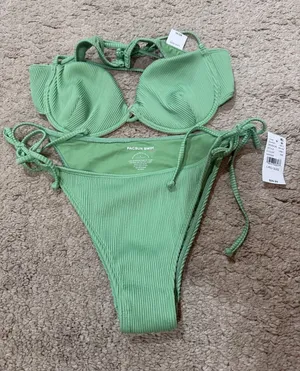 NWT PacSun Ribbed Green String Tie Bikini Set size L thumbnail 1