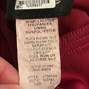 Teeze Me Vintage Red Formal Halter Mermaid Dress Juniors 1 Velvet Floral USA thumbnail 3
