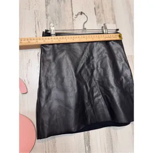 Forever 21 faux leather skirt size XS thumbnail 5