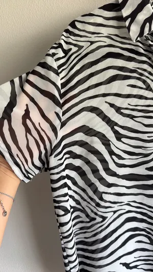 Princess Polly zebra top thumbnail 2
