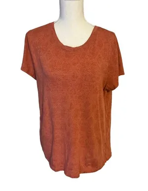 Athleta Women’s T-Shirt Sz L thumbnail 2