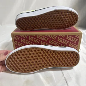 Vans Classic Slip On Shoes Womens 6.5 Get Outdoors Marshmallow Canvas Roadrunner thumbnail 8