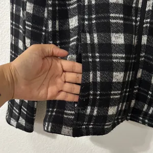 Women's Black and White Plaid Hoodie thumbnail 3