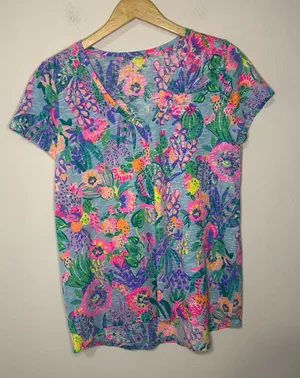 NWOT Lilly Pulitzer Etta V-neck tshirt me and my zest cactus floral print 001504 thumbnail 1