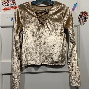 Hollister crushed velvet top small thumbnail 1