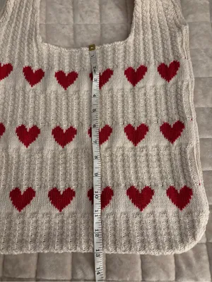 Women’s Cream Knit Heart Tote Bag with Red Hearts thumbnail 6