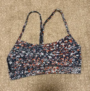 Lululemon Y Flow Sports Bra thumbnail 1