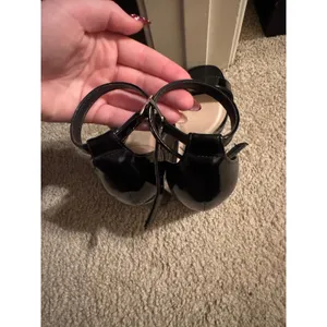 Elegant Black Heels with ankle strap Womens Size 8 thumbnail 3