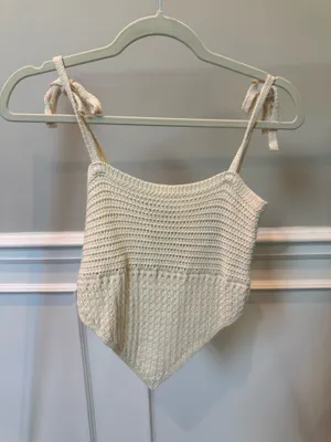 Urban Outfitters Crochet Handkerchief Hem Cami Top Ivory Tie Strap Button Back thumbnail 2