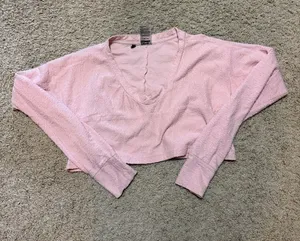 Cropped Light Pink Popcorn Athletic V-Neck Top thumbnail 1