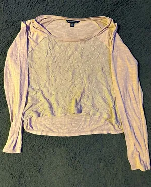American Eagle pearl embellished pink crop top, size L thumbnail 1