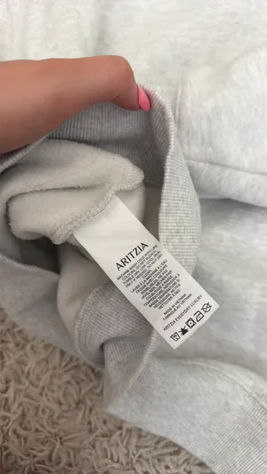 Aritzia Sweatfleece Perfect Fit Crewneck thumbnail 6