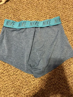 Nike Shorts Women’s thumbnail 2