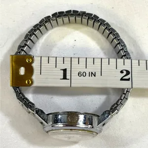 Vintage Timex Women's Silver Water Resistant Watch SKU 5392 thumbnail 5