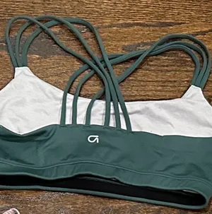 Gap Sports Bra thumbnail 2