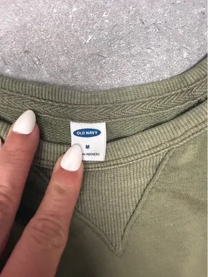 Old Navy brand women’s size medium long sleeve top thumbnail 5