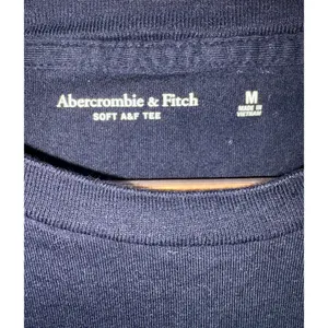 Abercrombie & Fitch Soft AF Tee Black Knit White Logo Short Sleeve Shirt Size M thumbnail 4