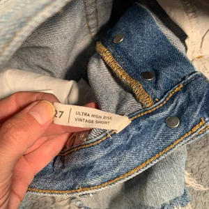 Pacsun ultra high rise vintage short 27 thumbnail 5