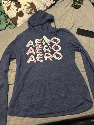 Aeropostale sweater  thumbnail 1