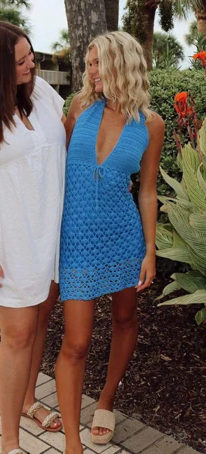 Dress thumbnail 3