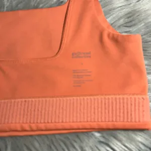 Girlfriend Collective Tommy Orange Sports Bra thumbnail 4