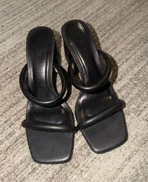 Forever 21 Black Strappy Square-Toe Slide Heels thumbnail 1