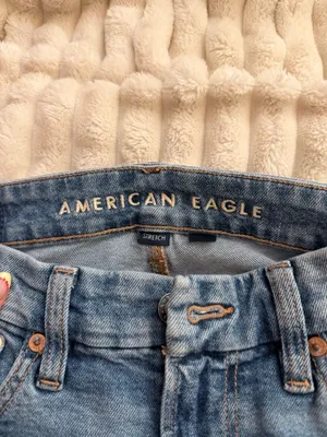 American Eagle Low-Rise Ripped Jeans thumbnail 2