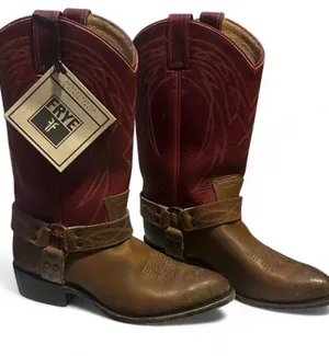 FRYE in Box Women's Billy Harness Western Boots Burgundy thumbnail 1
