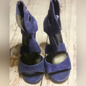 White House Black Market Blue Suede Katia Heels size 6M thumbnail 2