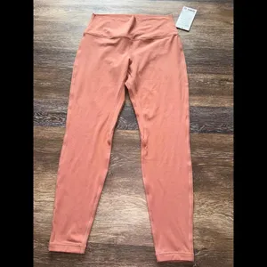 Lululemon Align High Rise 28” Pink Savannah Size 12 NWT thumbnail 2
