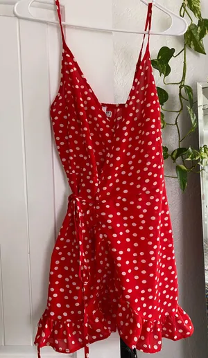 Dress thumbnail 1