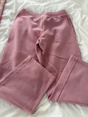 Aritzia Sweatfleece Mega Straight Sweatpants thumbnail 4