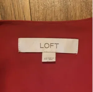 Loft Ann Taylor Rust Red high low blouse with flare cuff sleeves size XS thumbnail 3