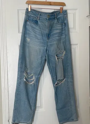 American Eagle mom straight jean thumbnail 1