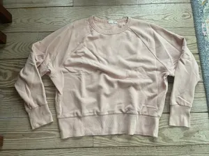 Gap Crewneck size medium thumbnail 1