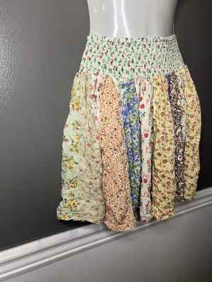 Blue Sky Skirt Womens Small Multi Floral Peasant Elastic Waist Mini Boho thumbnail 2