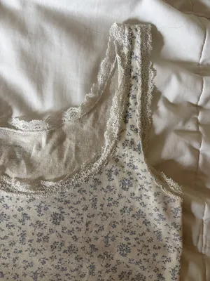 Brandy Melville Floral Lace Tank Top thumbnail 2