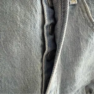 Levi's Ribcage Shorts Button Fly Distressed Fray Hem 25 thumbnail 5