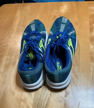 Men’s Brooks Running Sneakers thumbnail 1