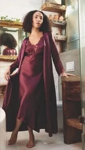 Flora By Flora Nikrooz Robe Women Large/XL Bordeaux Satin Venise Trim open Front thumbnail 1
