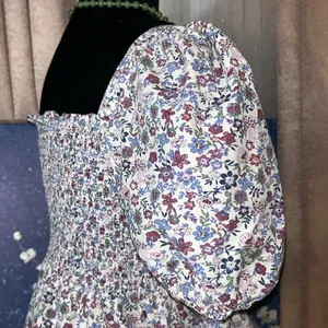 Size M Floral Cropped Blouse thumbnail 8