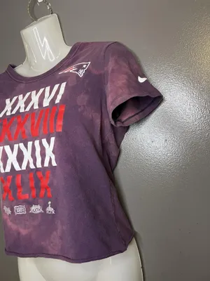New England Patriots Shirt Womens Small Purple NFL Football Super Bowl Nike Tee thumbnail 3