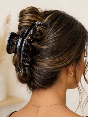 Oversized Tortoise Brown Acrylic Hair Claw Clip Large French Jaw Hair Accessory thumbnail 2