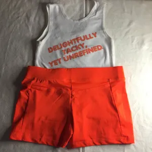 B26 #2 Hooters Girl Worn Uniform Tank & New Shorts from Saugus MA Size XS thumbnail 5