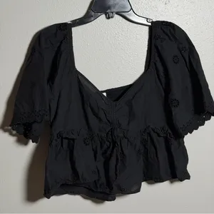 American Eagle Women's Black Peplum‎ Eyelet Off Shoulder Crop Top size L thumbnail 2